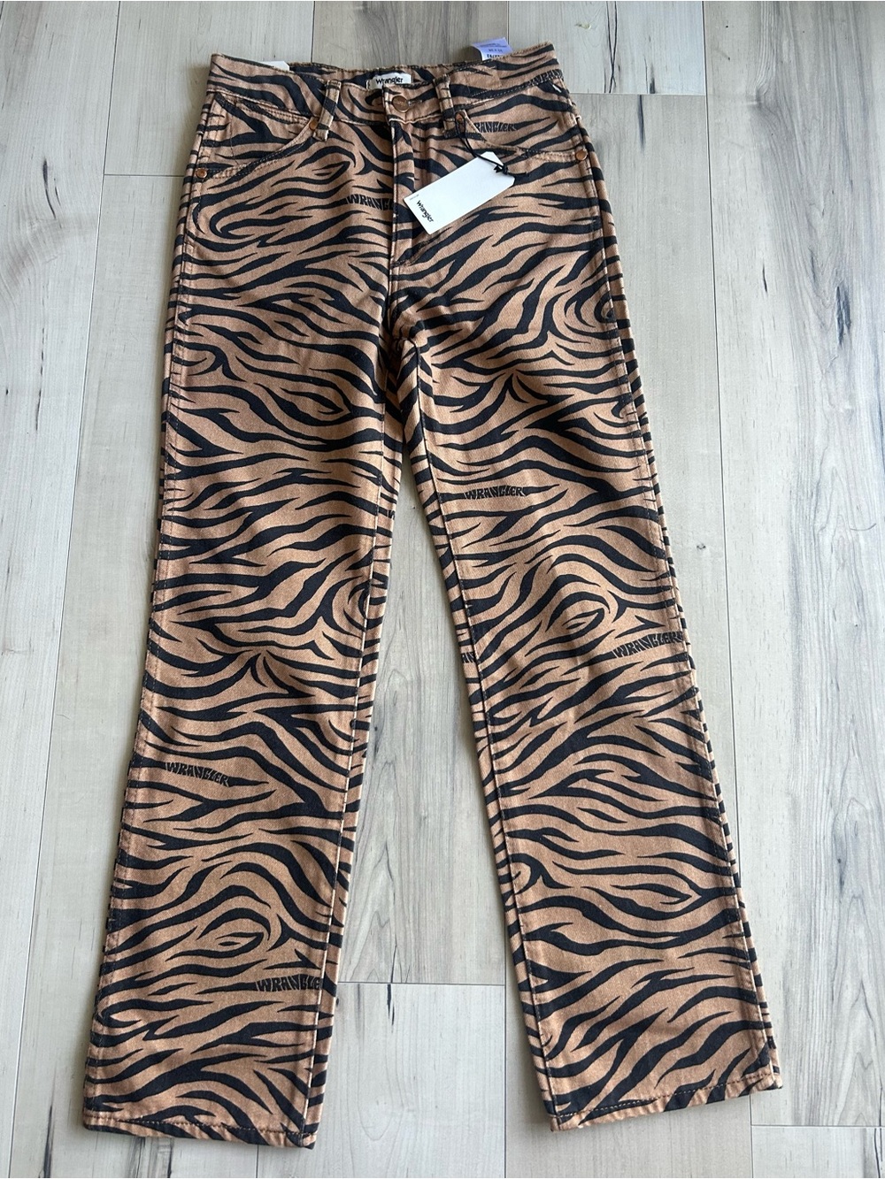 Wrangler Tiger Stripe High-Rise Jeans — Tan & Black - Picture 4 of 12